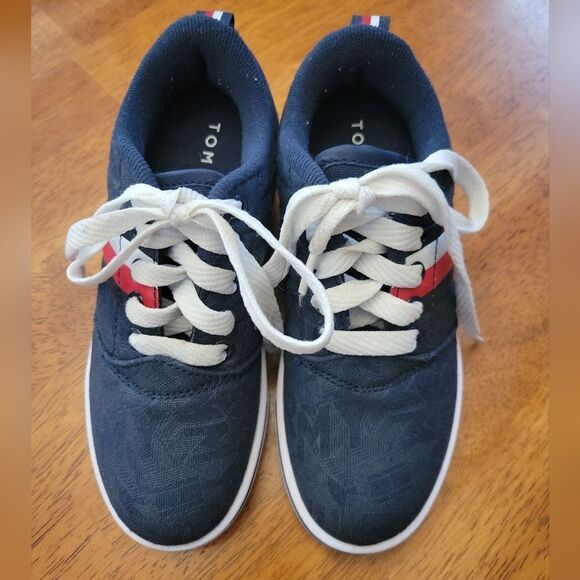 NWOT Tommy Hilfiger Youth Heelys - Picture 1 of 7
